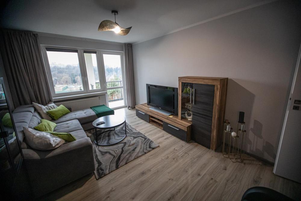 Okno Na Izery Apartment Lesna Bagian luar foto